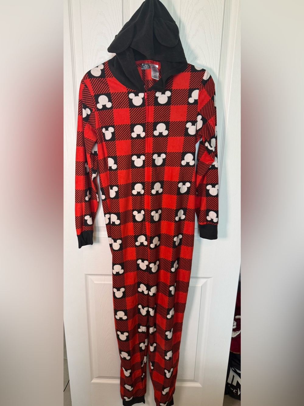 Mickey Mouse Hooded Fleece
1-Piece Pajamas Adult M
Disney Plaid Costume Cozy - Picture 5 of 8